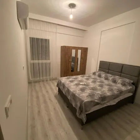 Apartment 2+1 In Izmir Dicht Bij Het Centrum En Zee Op Afstand 5 Minuten